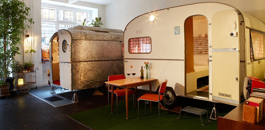 Hüttenpalast - Indoor Caravans In Berlin