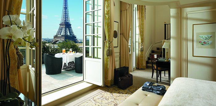 Shangri-La Hotel Paris - Parisian Luxury In The Shadow Of The Eiffel Tower