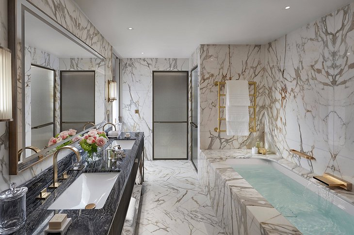 Mandarin Oriental Hyde Park Hotel Penthouse Suite Bathroom