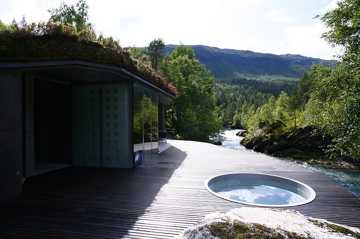 Juvet Landscape Hotel spa terrace with jacuzzi