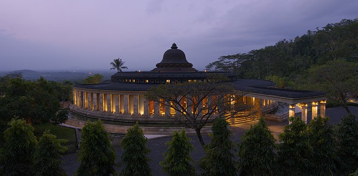 Amanjiwo In Borobudur - Surreal Buddhist Sanctuary In Java