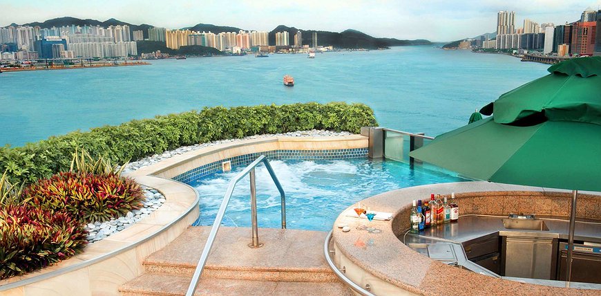Harbour Grand Kowloon - Glass-Walled Infinity Pool And Jacuzzi
